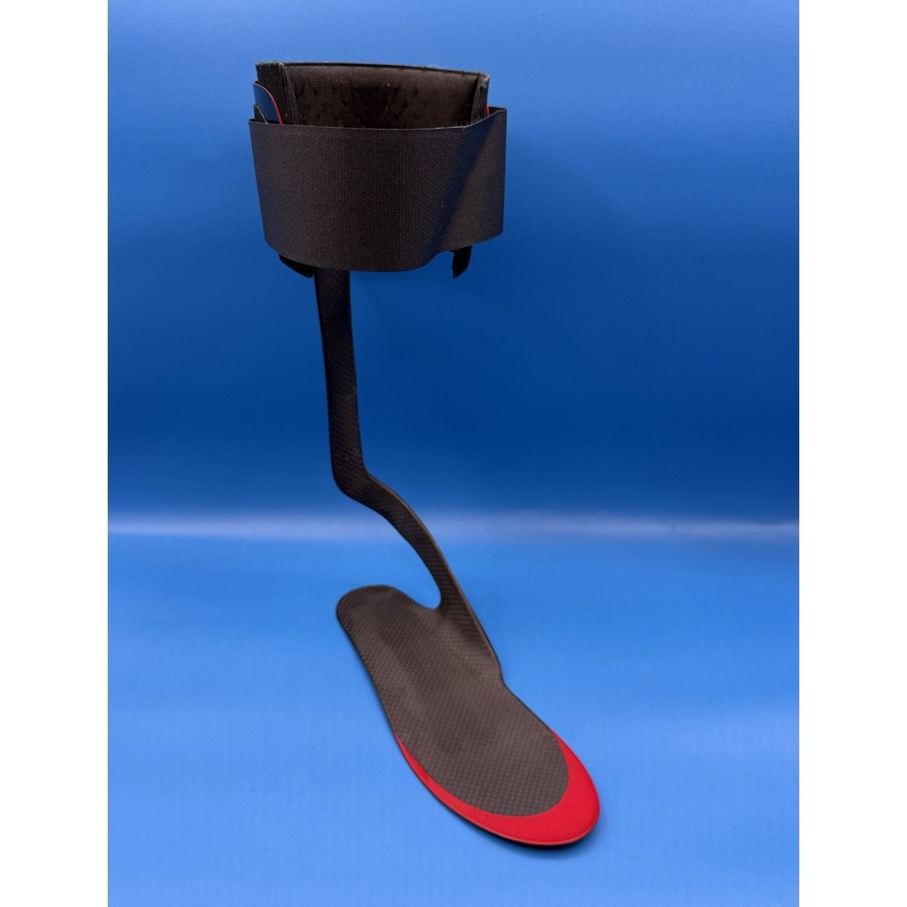 Thrive Orthopedics Rehabilitator Lightweight Carbon Fiber Size XS RT Right Foot